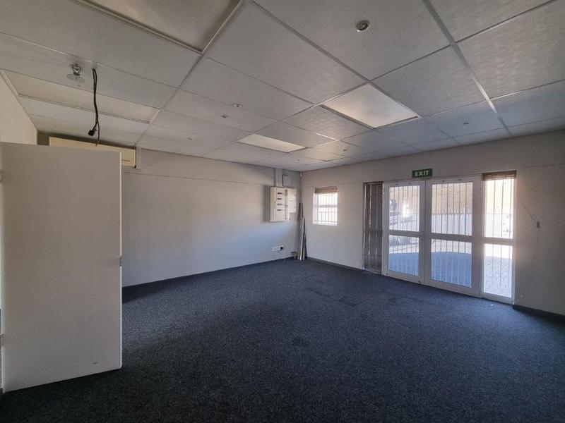 To Let commercial Property for Rent in Korsten Eastern Cape